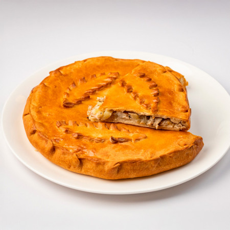 Сдобный пирог курица и картофель