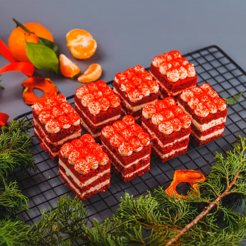 Пирожное красный бархат (8 шт)