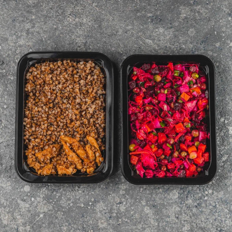 Гречка с поджаркой из свинины и Винегрет